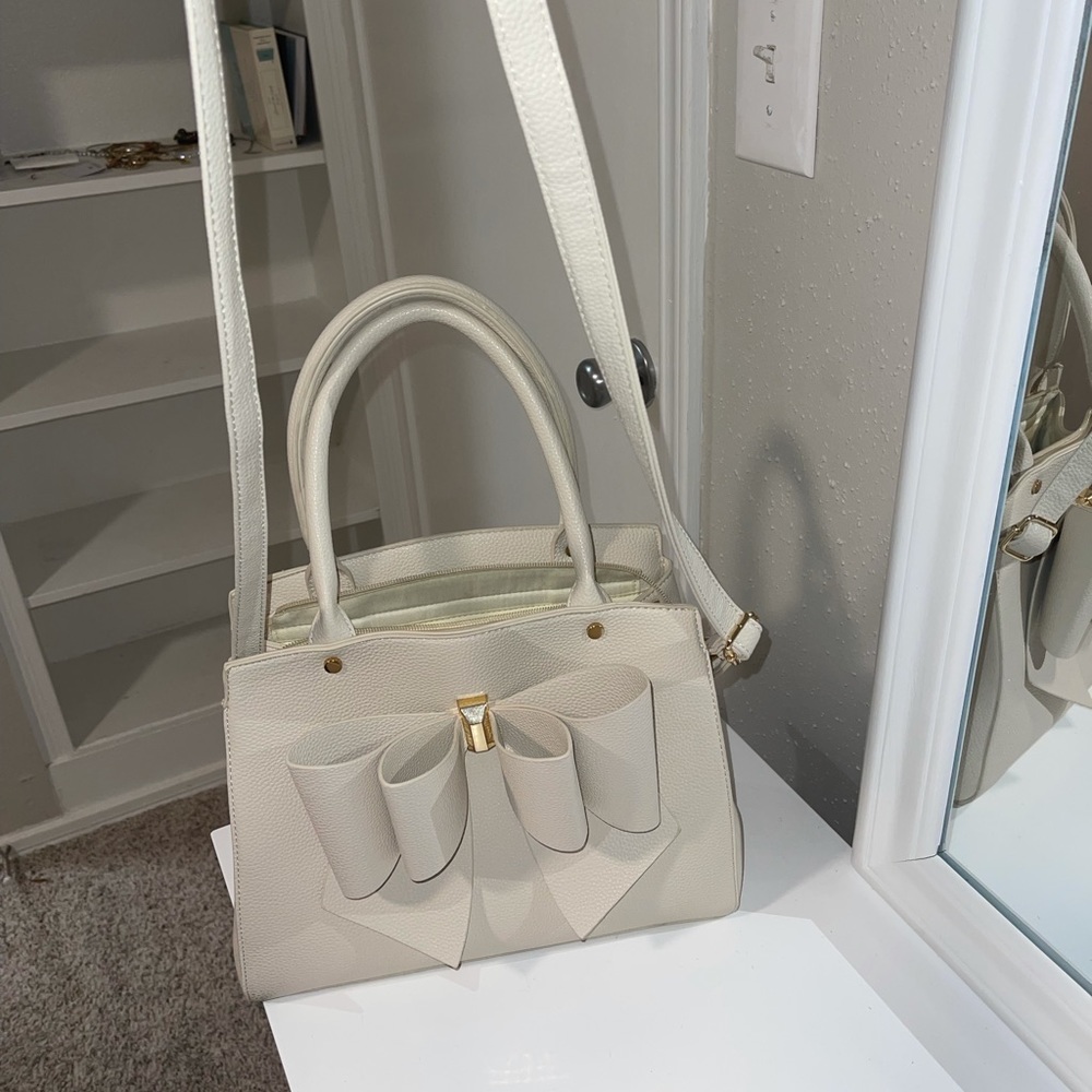 Shoulder/handbag